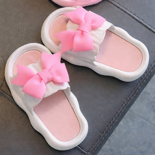 Scalloped Bow Slides